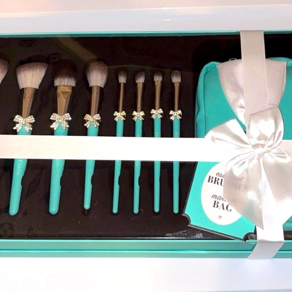 Tiffany Style Blue Bow Makeup Brushes & Bag Gift Set Viral Find